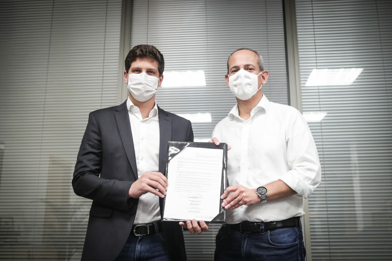 Prefeitura do Recife abre 500 vagas para novos professores