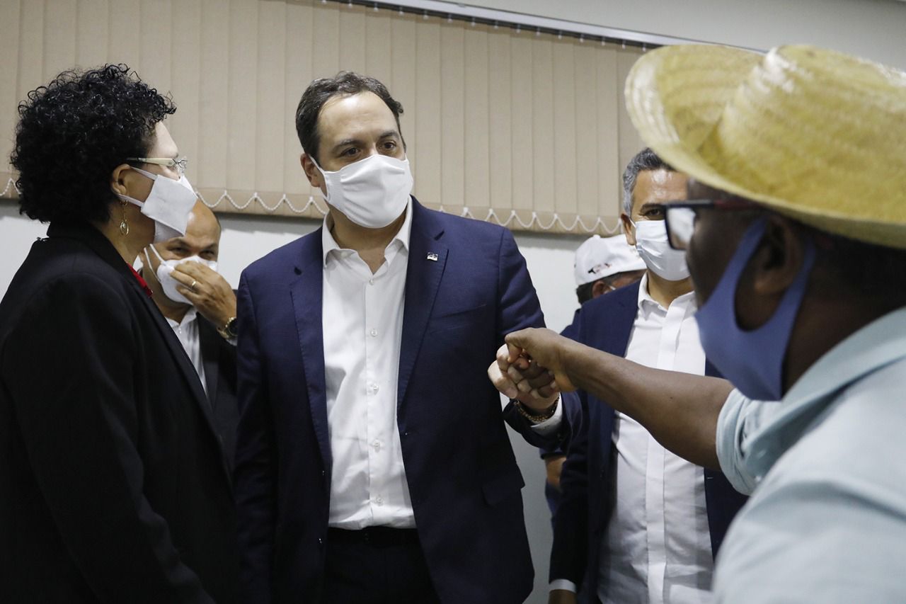 Paulo Câmara sanciona Chapéu de Palha Emergencial