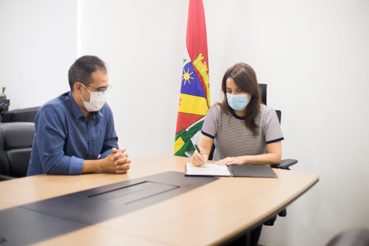Famílias do Fernando Lyra receberão escritura gratuita dos imóveis