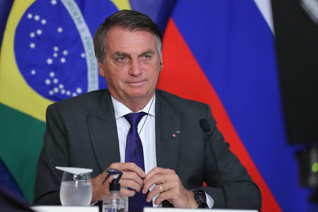 Em live, Bolsonaro fala sobre motociata em Pernambuco e crise institucional