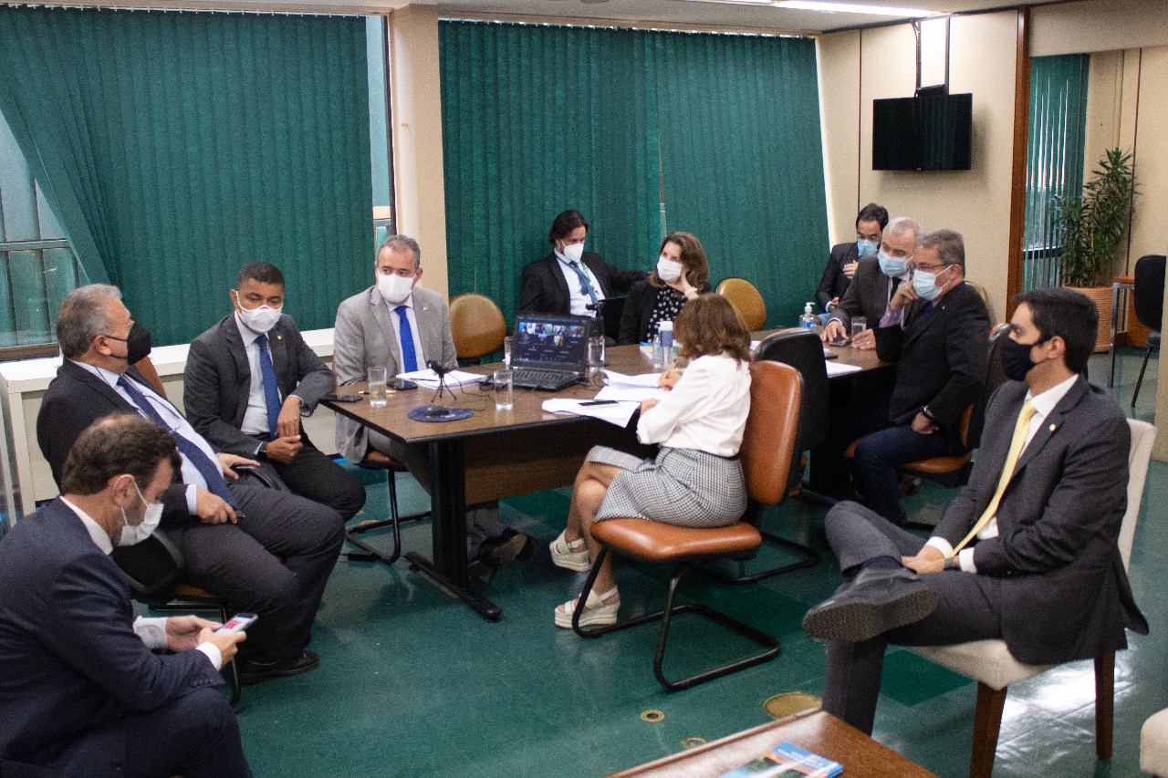 PSB fecha questão contra a PEC da Reforma Administrativa