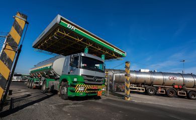 Governadores querem fundo de recursos para combustíveis