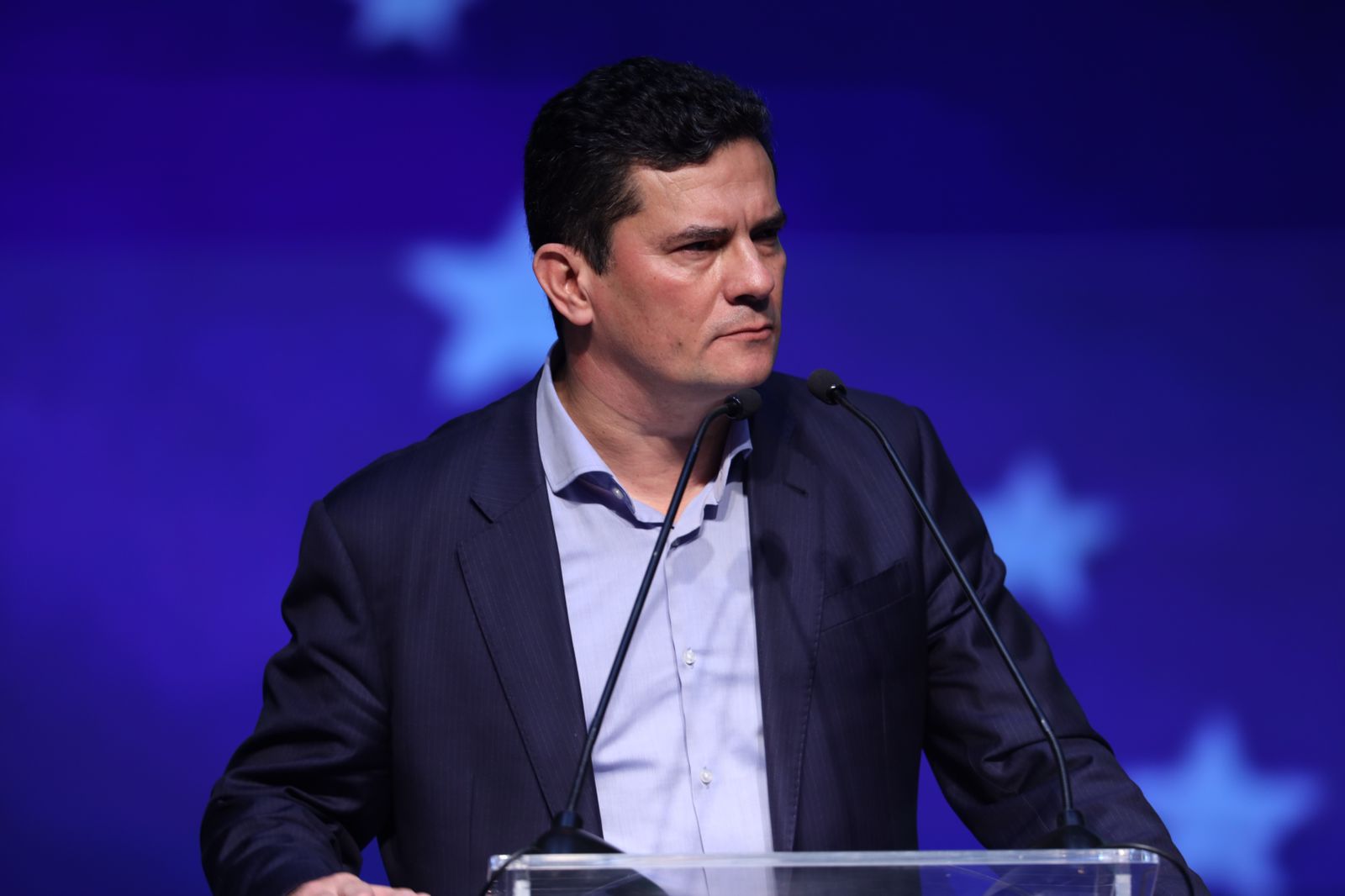 Moro lança livro no Recife