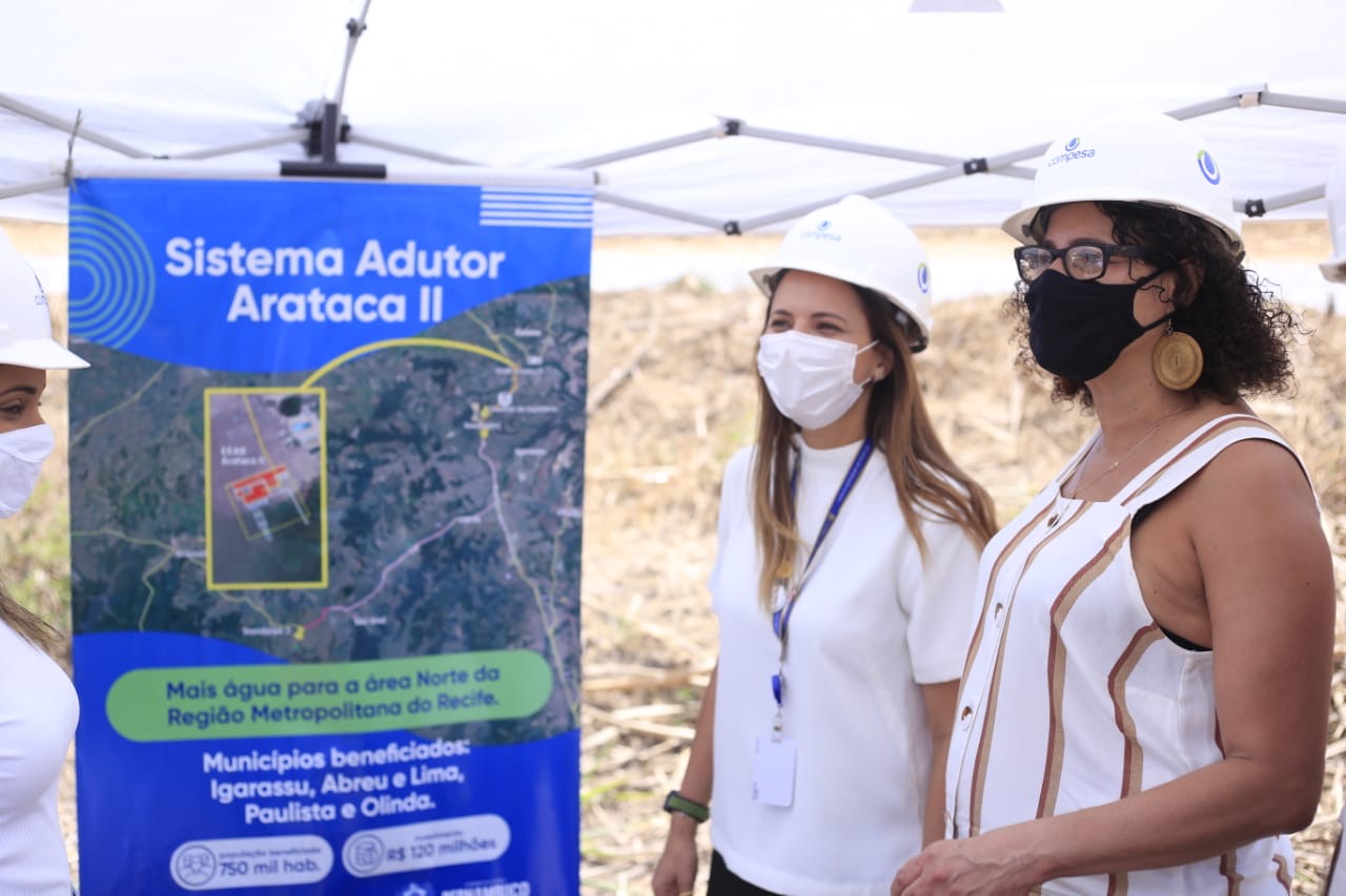 Luciana Santos vistoria obras na Região Metropolitana do Recife