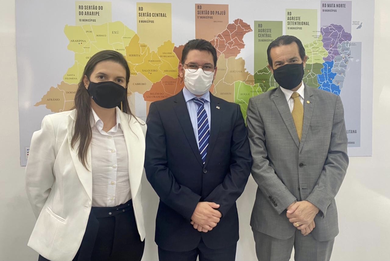 Diogo Moraes articula ações para o município de Buíque