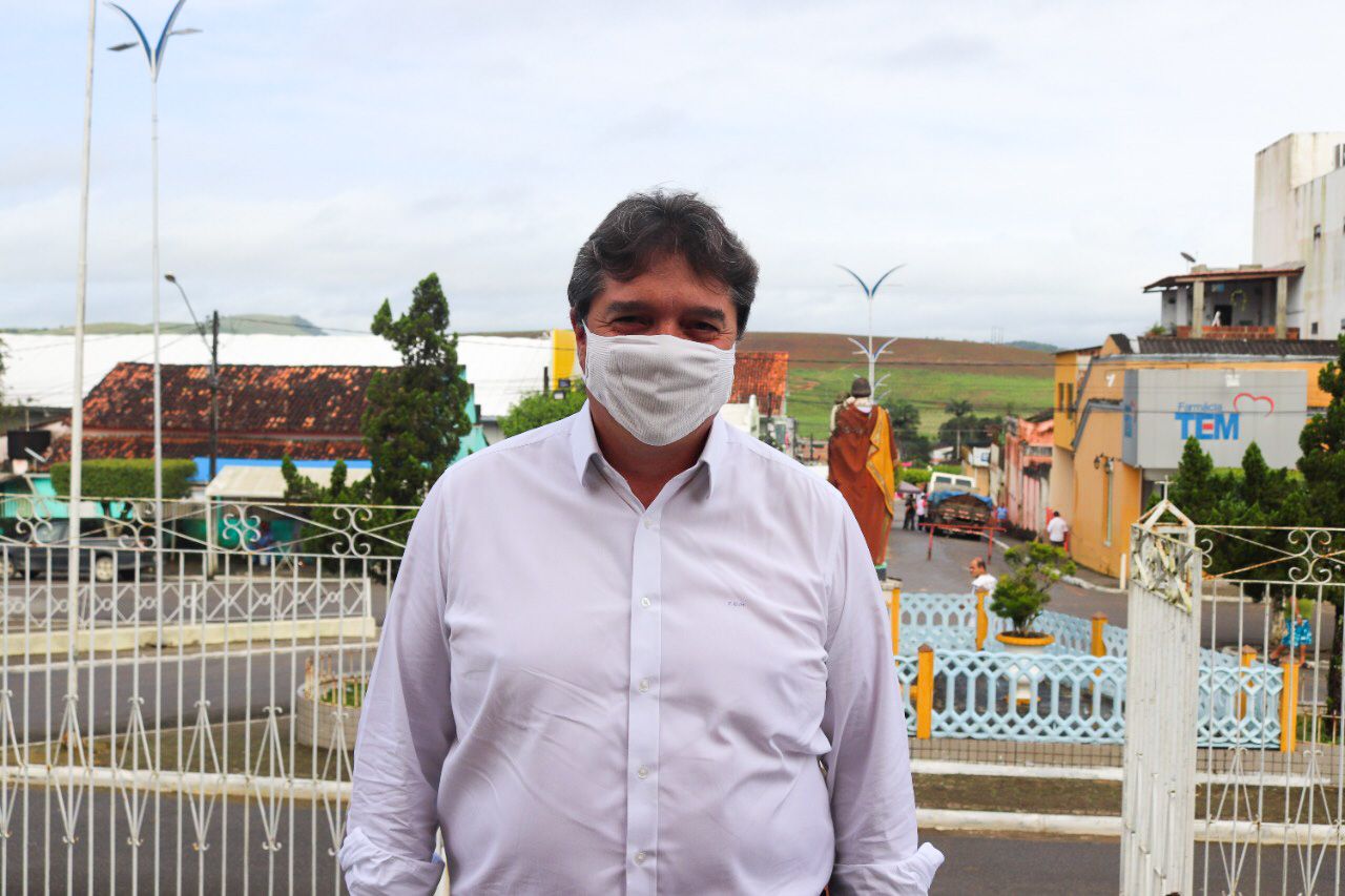 Uchoa faz alerta sobre terceira onda do coronavírus