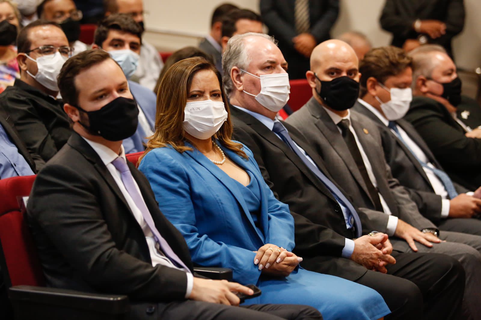 Célia Sales prestigia posse do novo presidente do TCE-PE