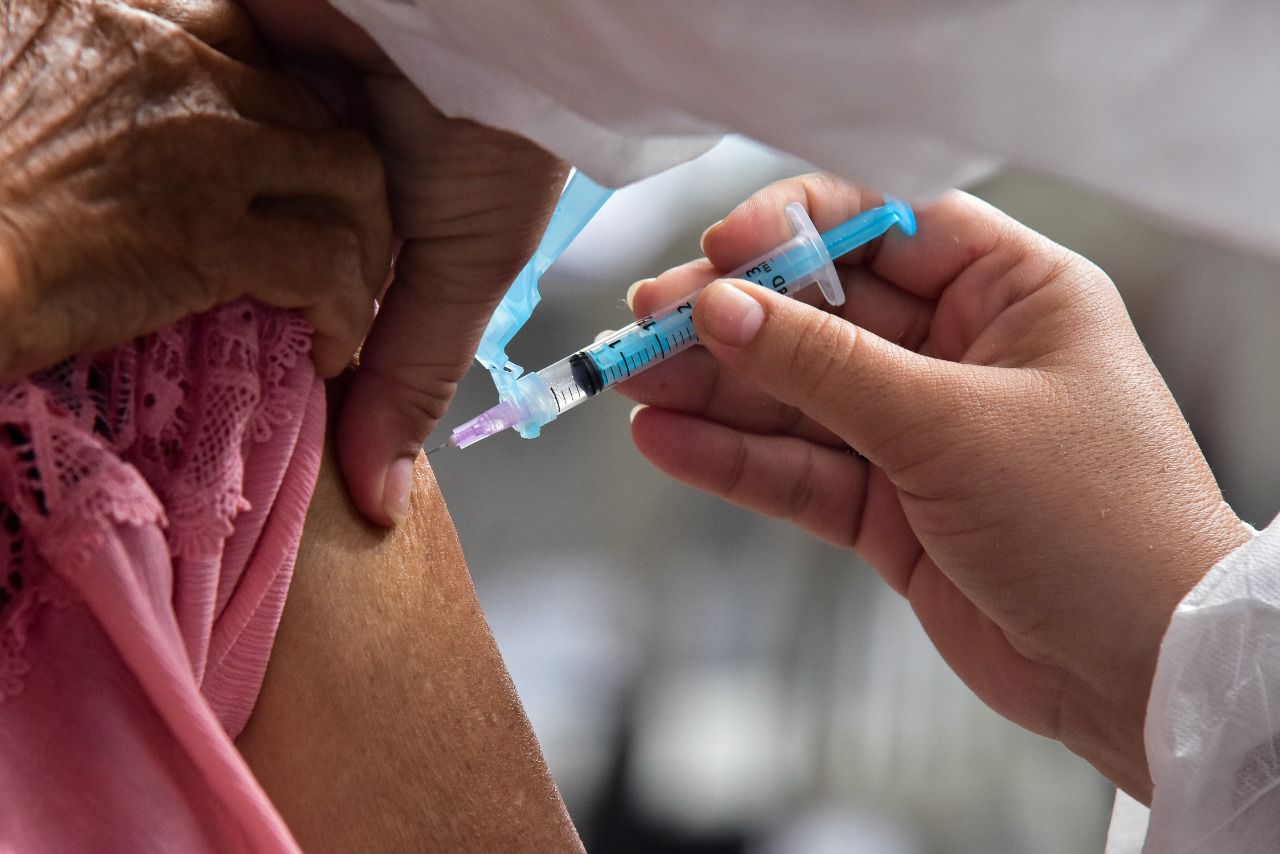 Caruaru libera 4ª dose para pessoas imunossuprimidas