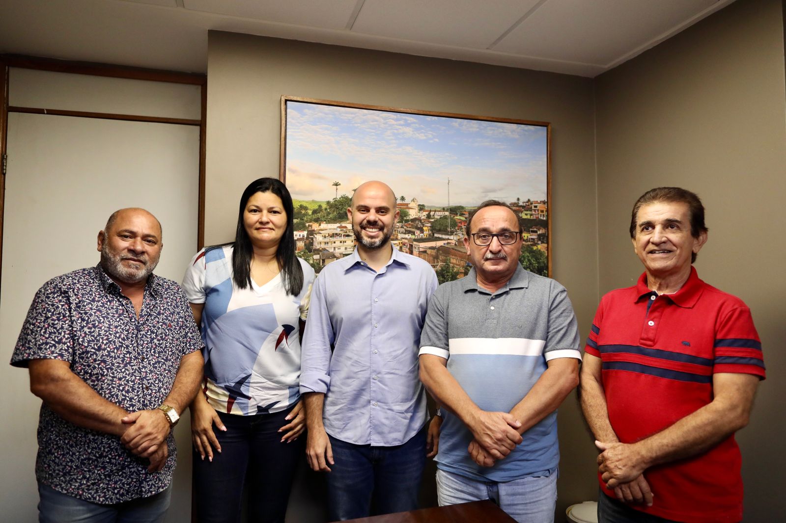 Romero Sales Filho larga na frente em Caruaru