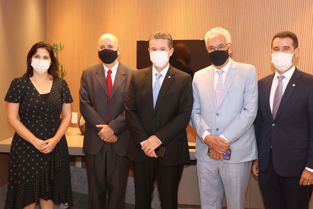 Joaquim Lira participa da posse do novo diretor da ESMAPE 