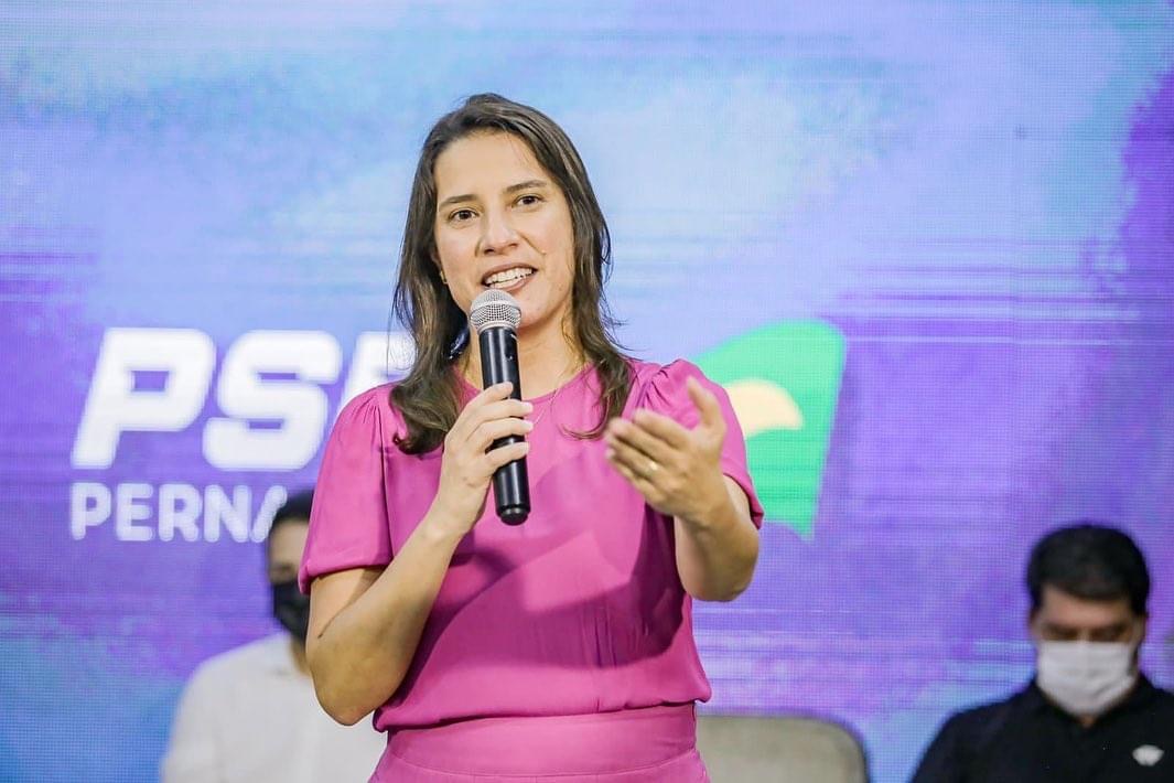 Raquel sobre candidatura: “a marcha ré quebrou, vamos ‘simbora’”