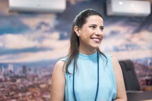 Raquel Lyra prepara anúncio de candidatura