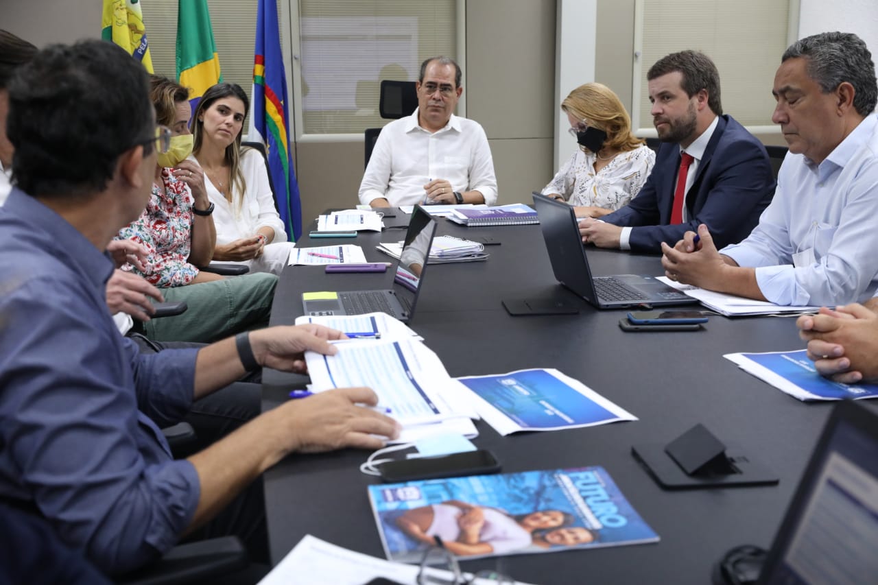 Prefeito do Jaboatão reúne secretários para traçar planejamento 