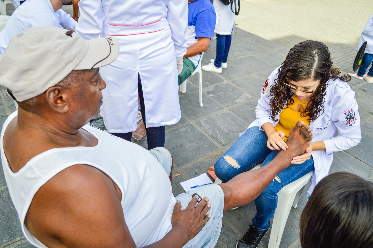 Campanha Lava-pés faz alerta para os diabéticos