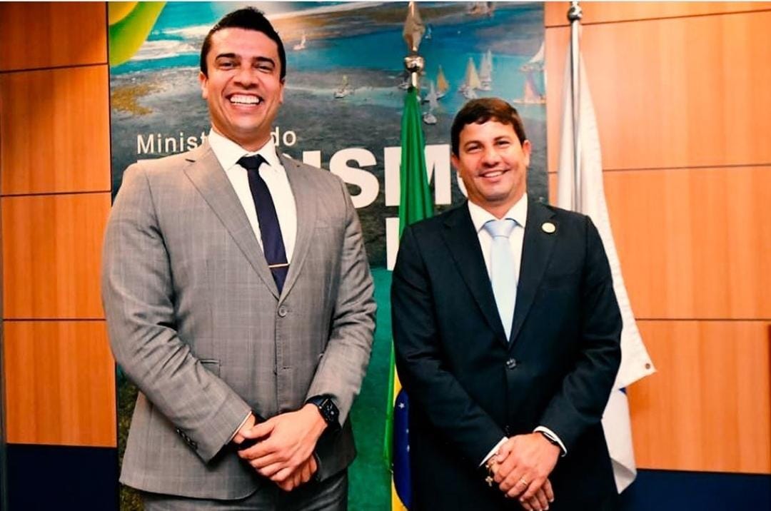 Rodrigo Pinheiro busca recursos no Ministério do Turismo