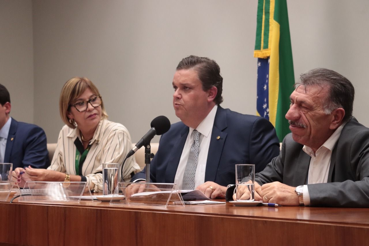 Em Brasília, Amupe reúne bancada federal de Pernambuco 