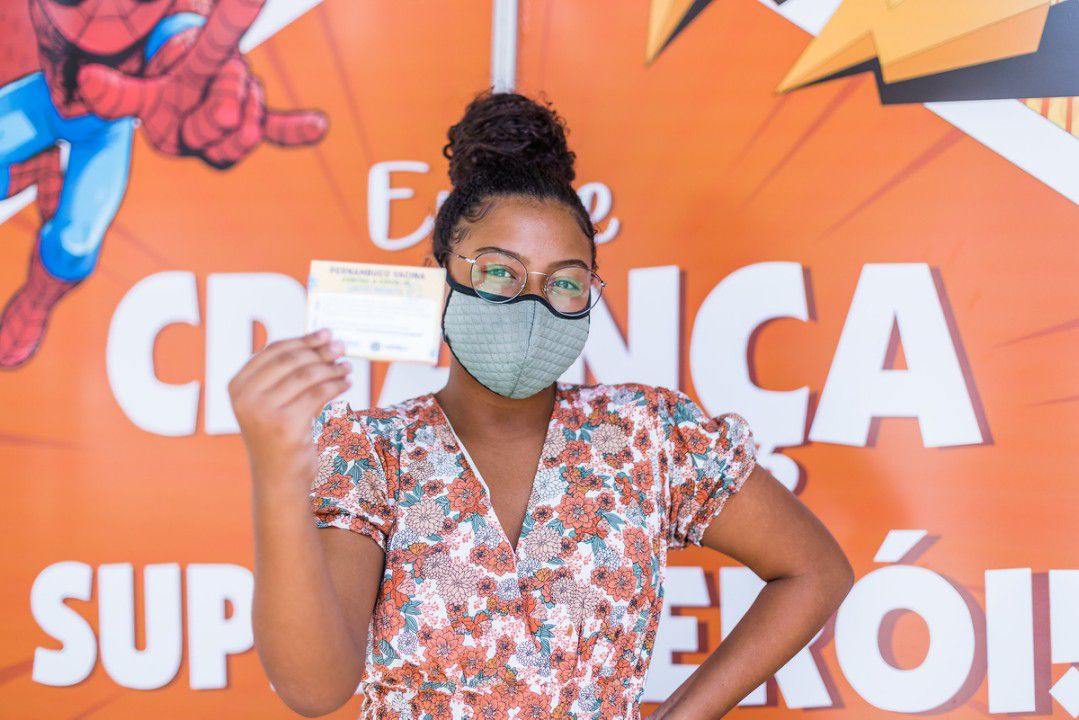 Caruaru inicia aplicação da dose de reforço em adolescentes