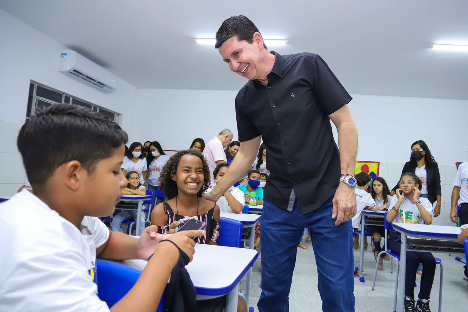 Simão Durando entrega reforma e ampliação de escola