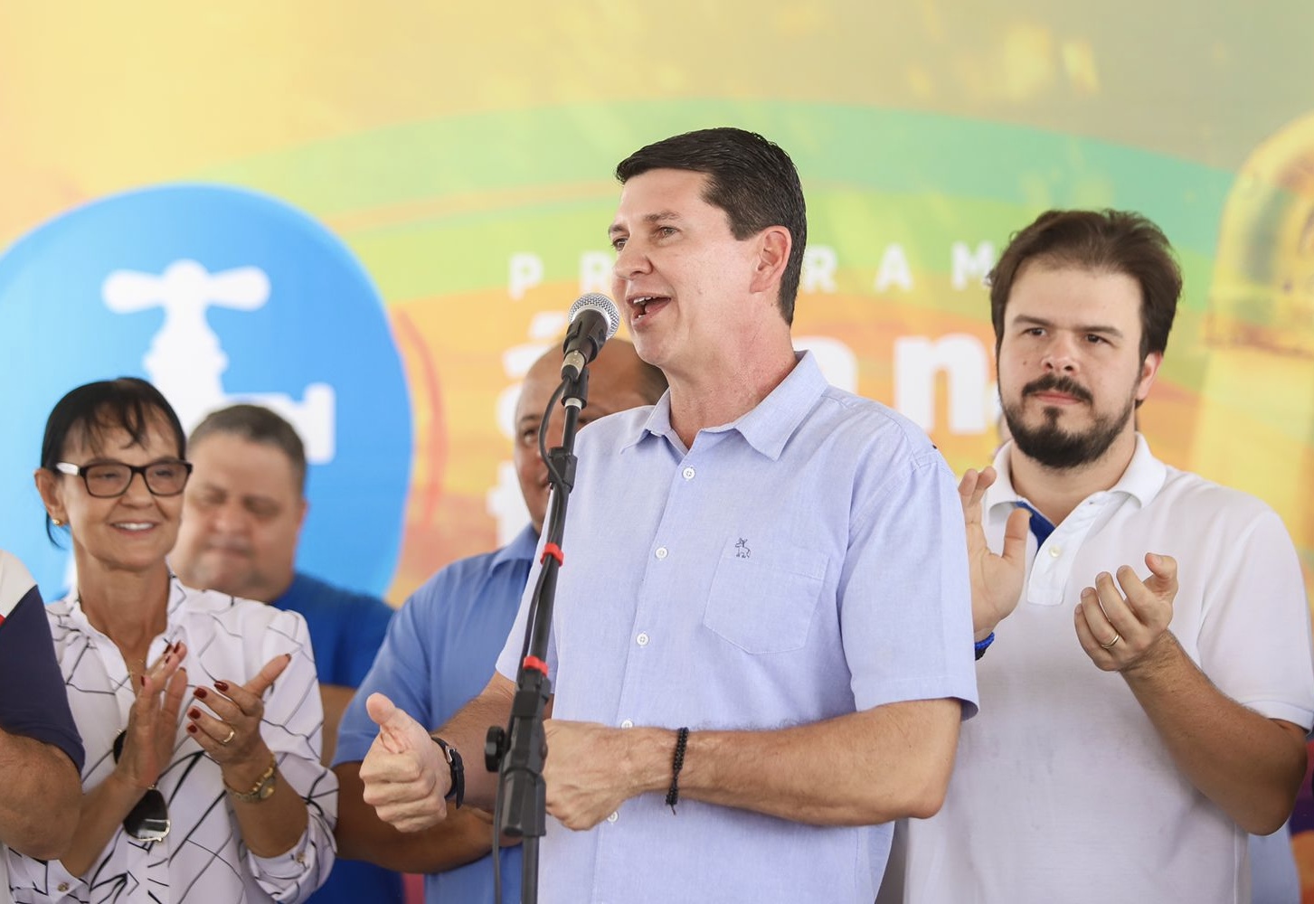 Simão entrega adutoras na área rural de Petrolina 