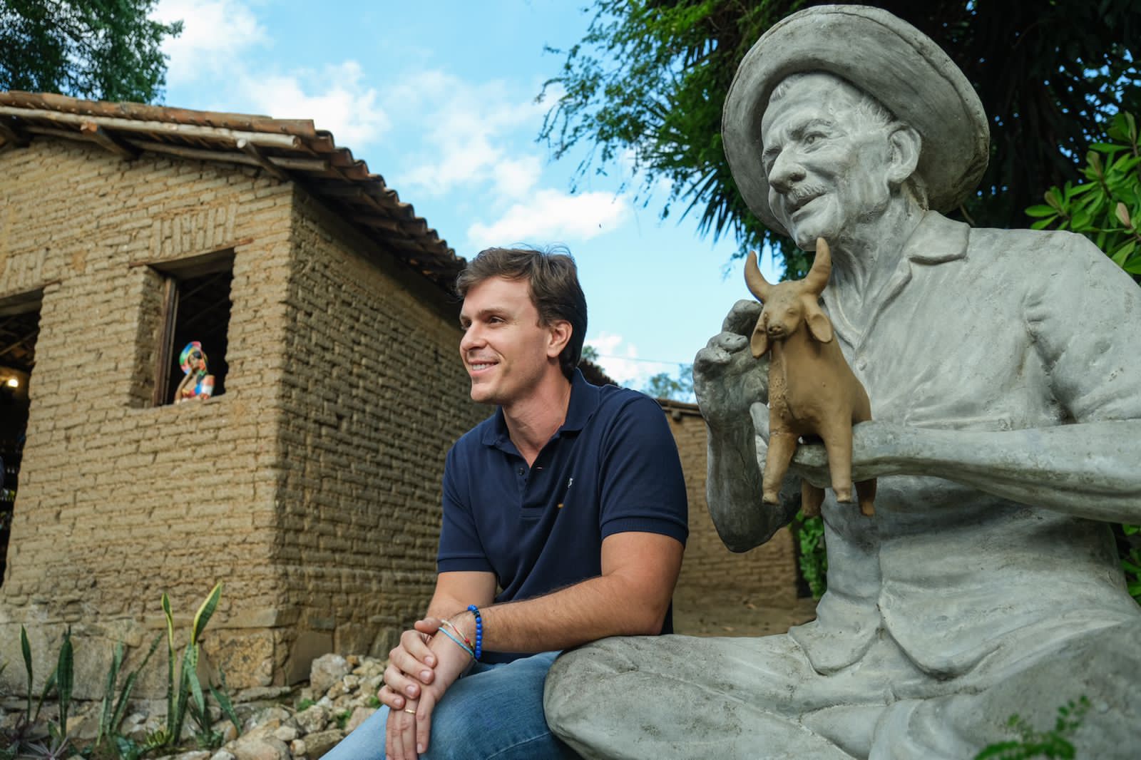 Miguel Coelho visitará São João de Caruaru e Bezerros 