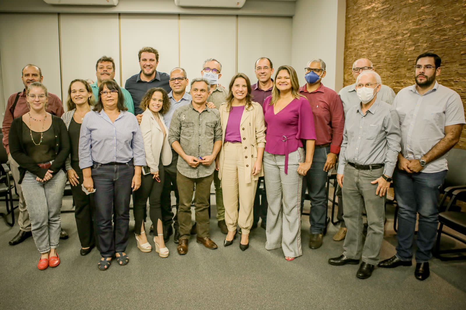 Raquel tem encontro com sindicatos das polícias Civil e Científica