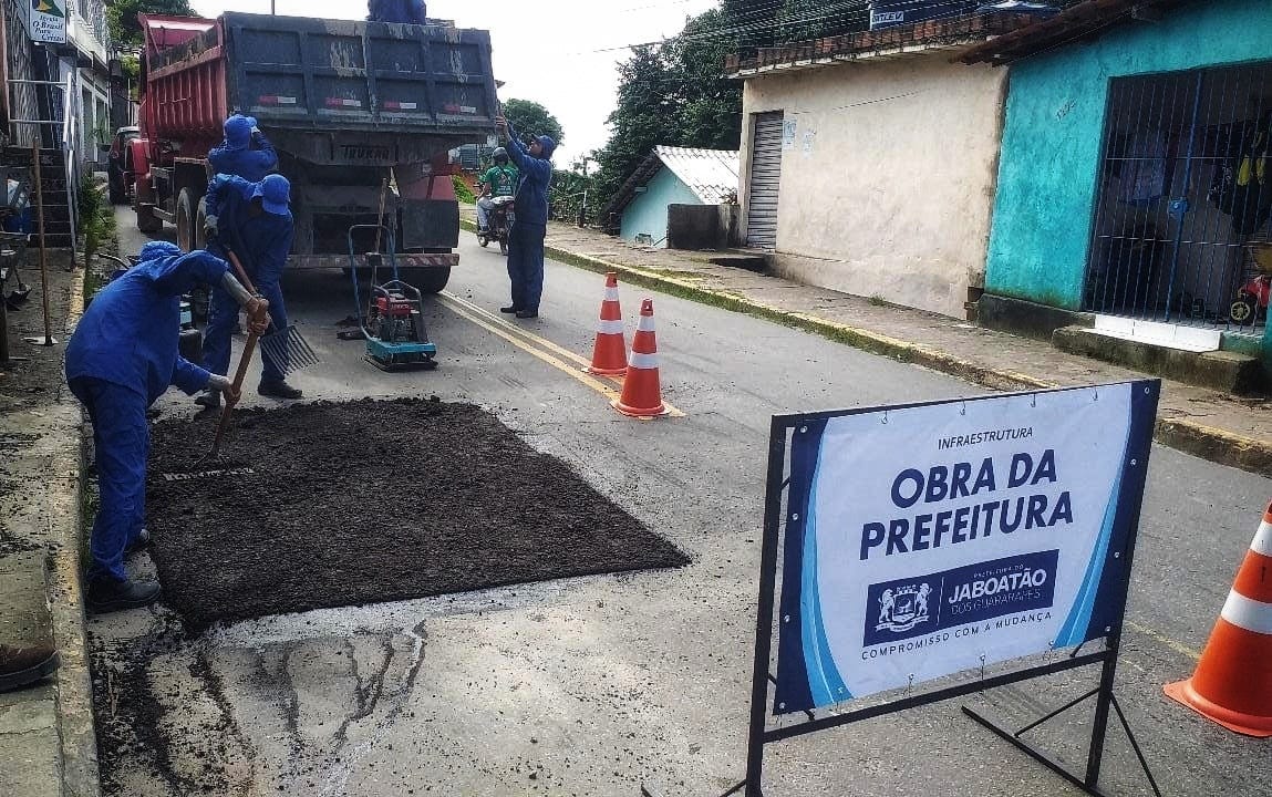 Jaboatão intensifica regularização de ruas e avenidas