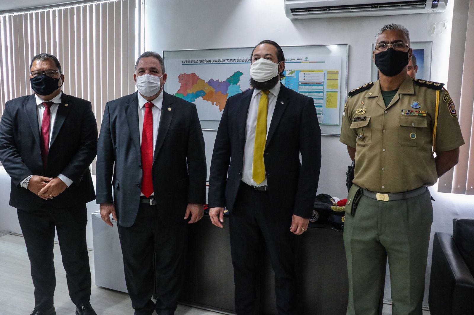 Projetos para melhorias das forças de segurança seguem para tramitação na Alepe