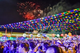 Paulo e Danilo estarão no Pátio do Forró neste domingo (19)