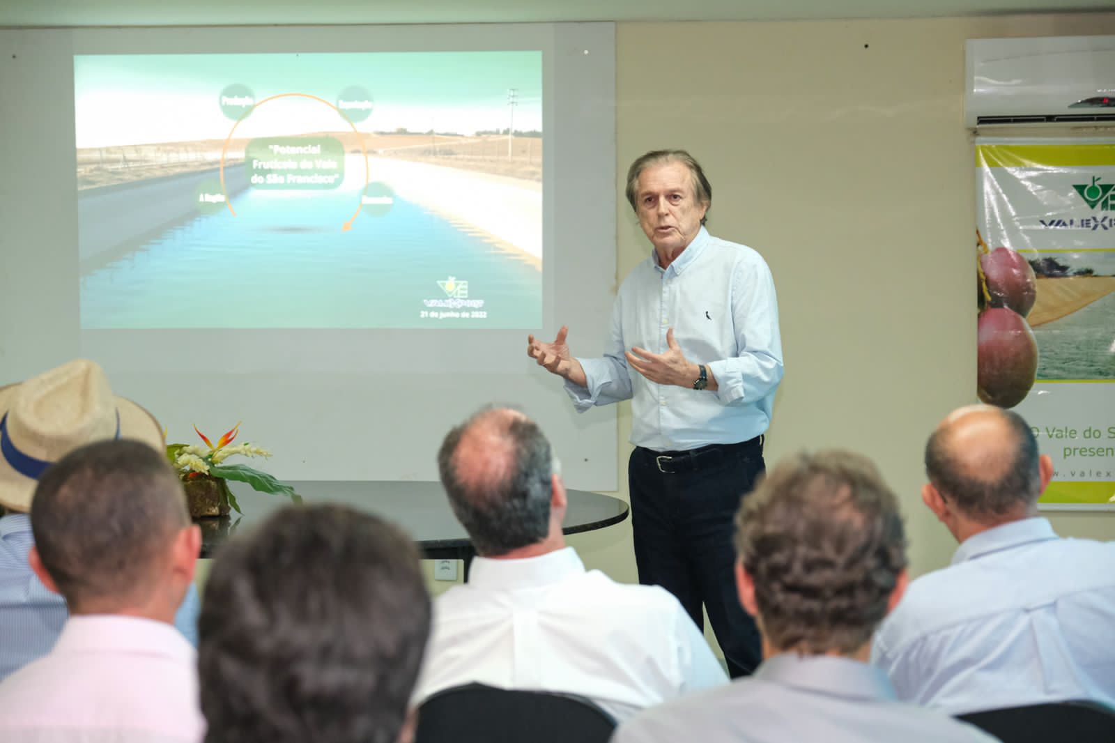 Bivar afirma que vai fortalecer relação do Nordeste com UE