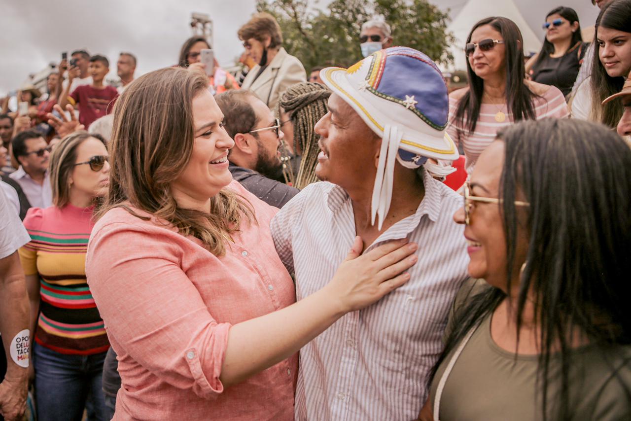Marília tem recepção calorosa na Missa do Vaqueiro