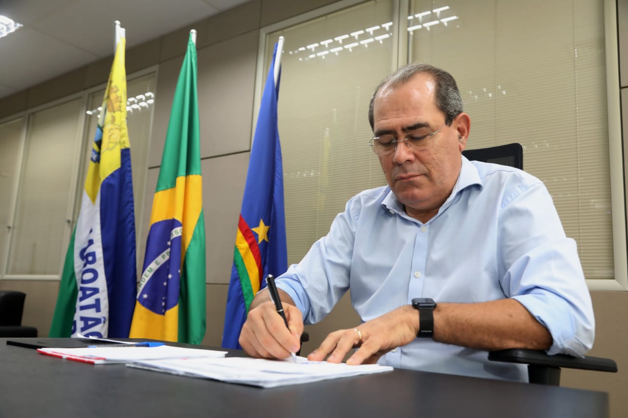 Mano Medeiros envia à Câmara PL para pagar rateio do Fundef