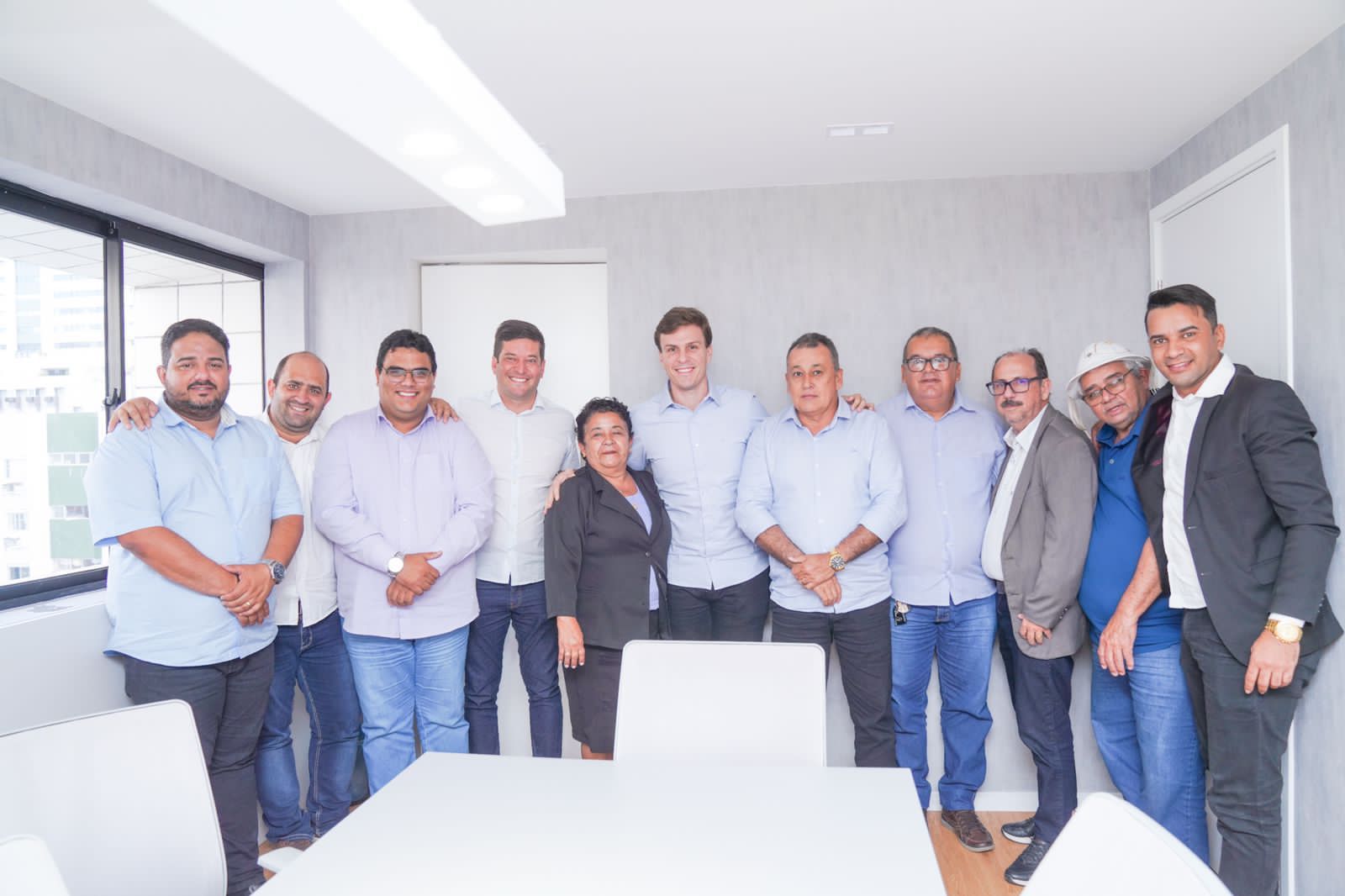 Mais vereadores do PSB declaram apoio a Miguel Coelho