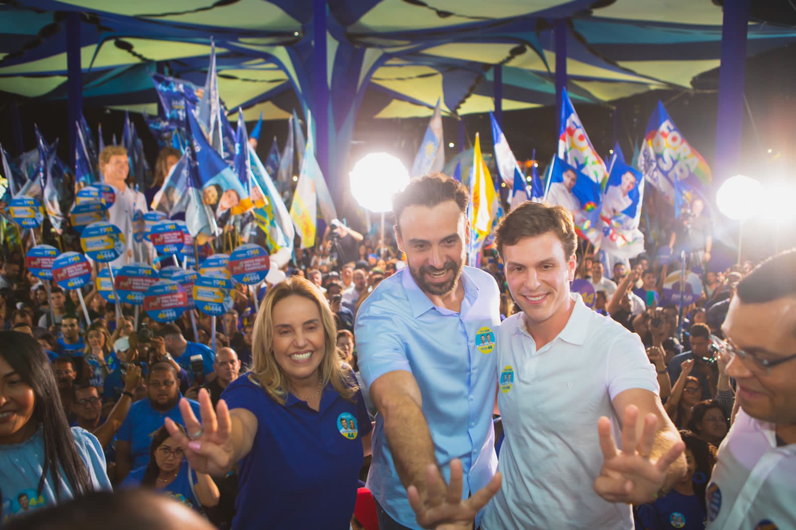 Miguel inaugura comitê de campanha no Recife