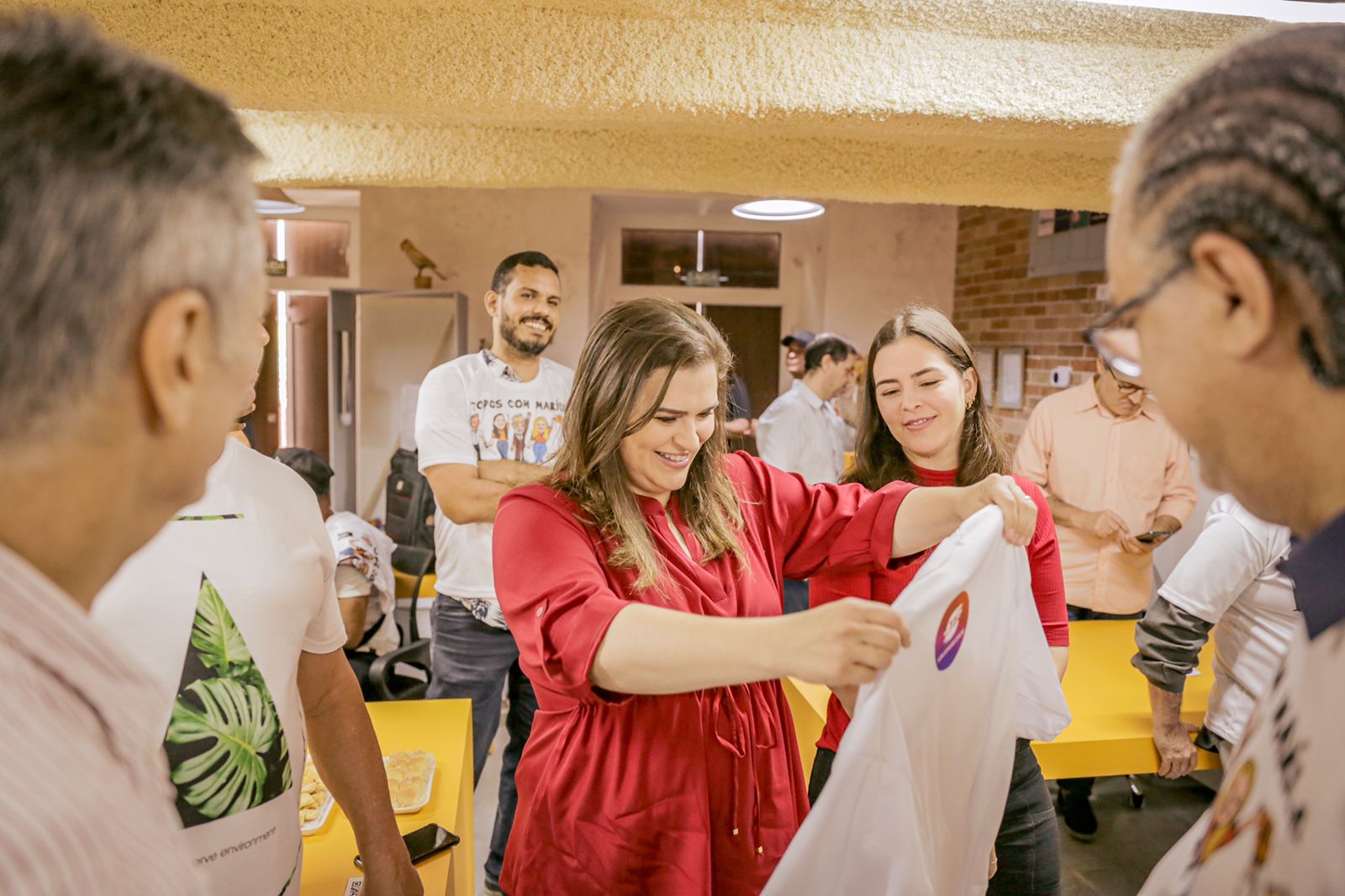 Artistas pernambucanos lançam Brigada em apoio a Marília 
