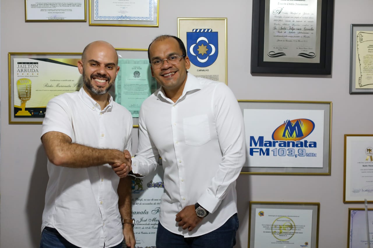 Romero recebe apoio do diretor de grande rádio evangélica 