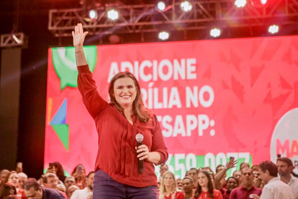 Senador petista declara apoio a Marília Arraes