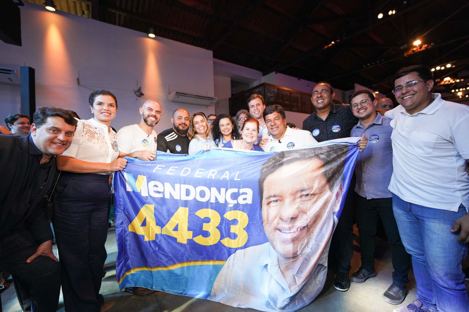 Miguel e Mendonça mobilizam aliados no Recife na reta final