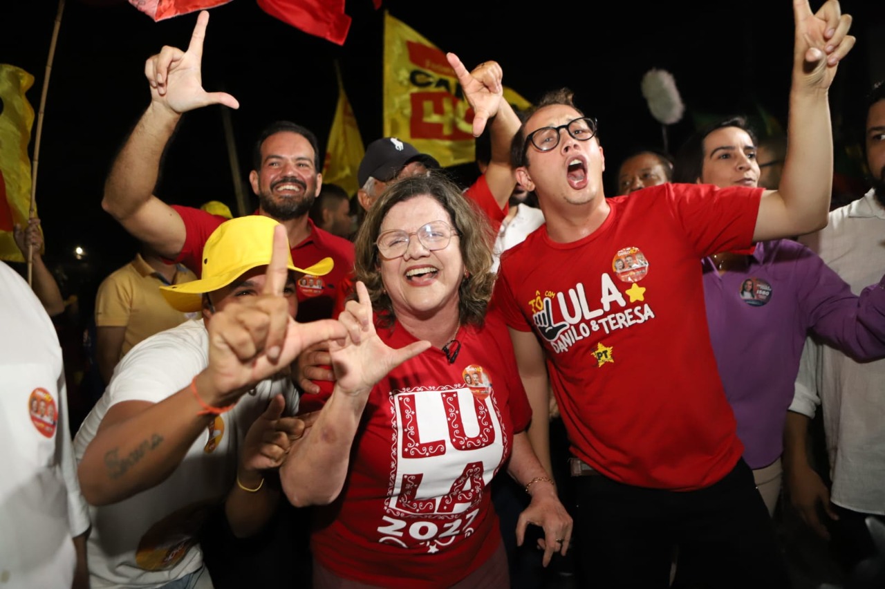 Teresa Leitão propõe Prouni e Fies sem fiador