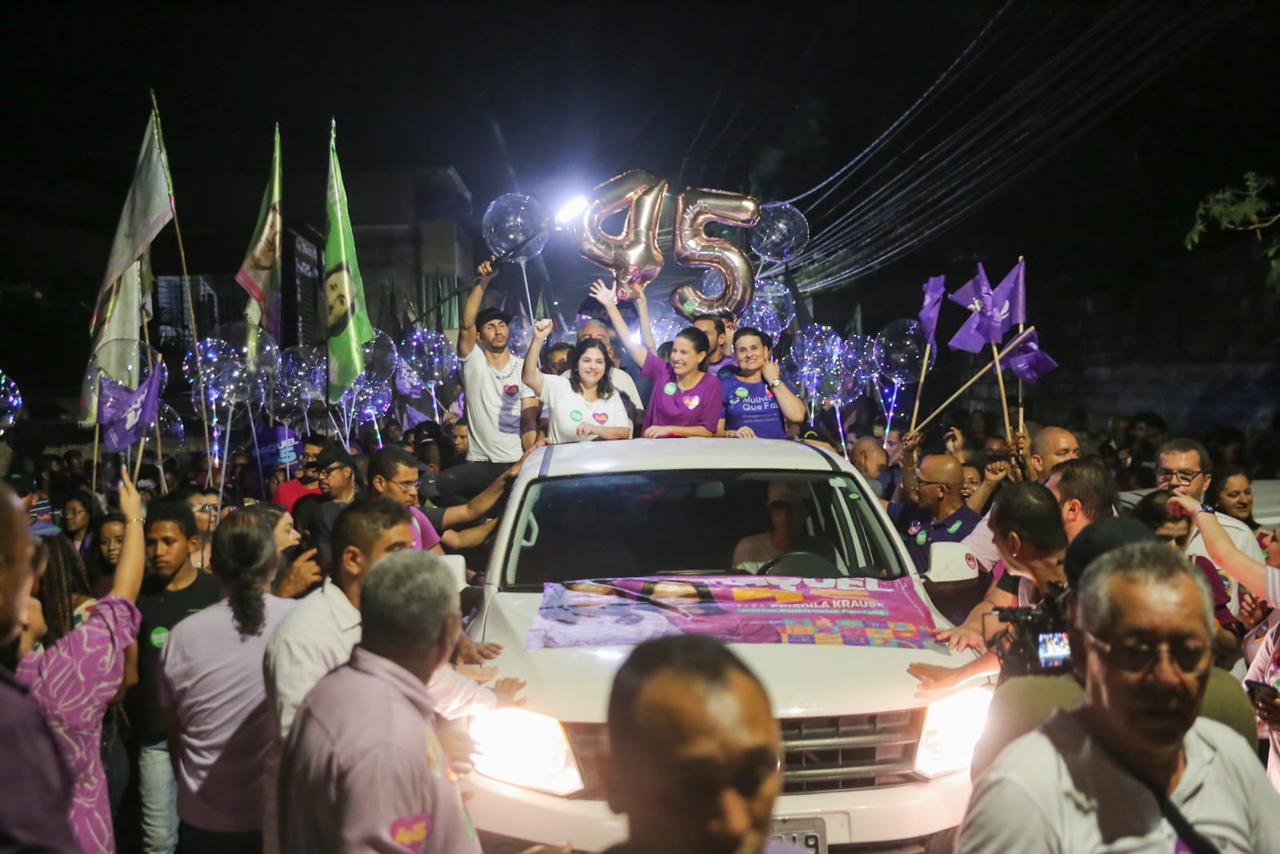 Multidão impulsiona campanha de Raquel em Igarassu