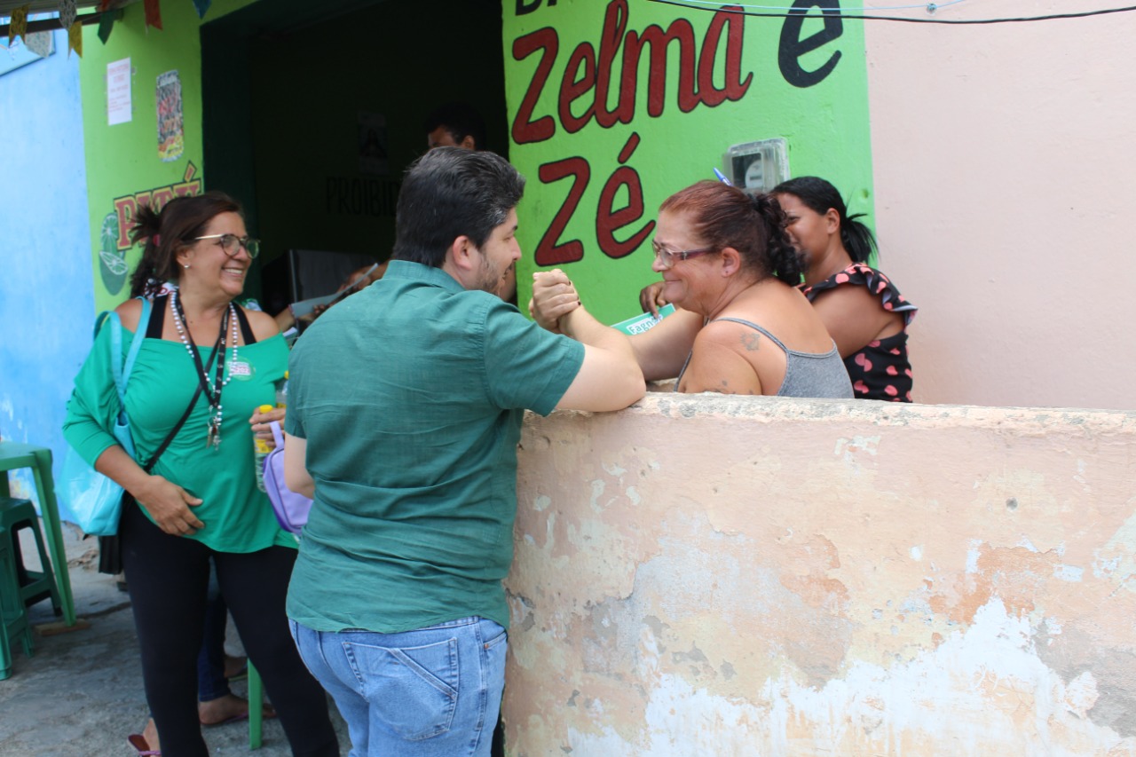 Salgado e Divinópolis recebem porta a porta de Fagner Fernandes