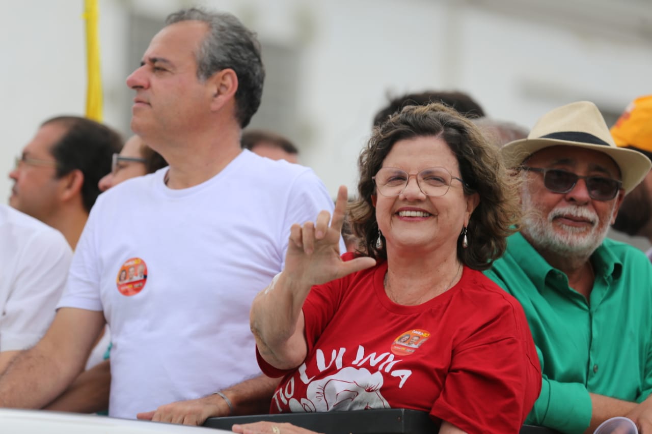 Danilo e Teresa participam de carreata na Zona Norte