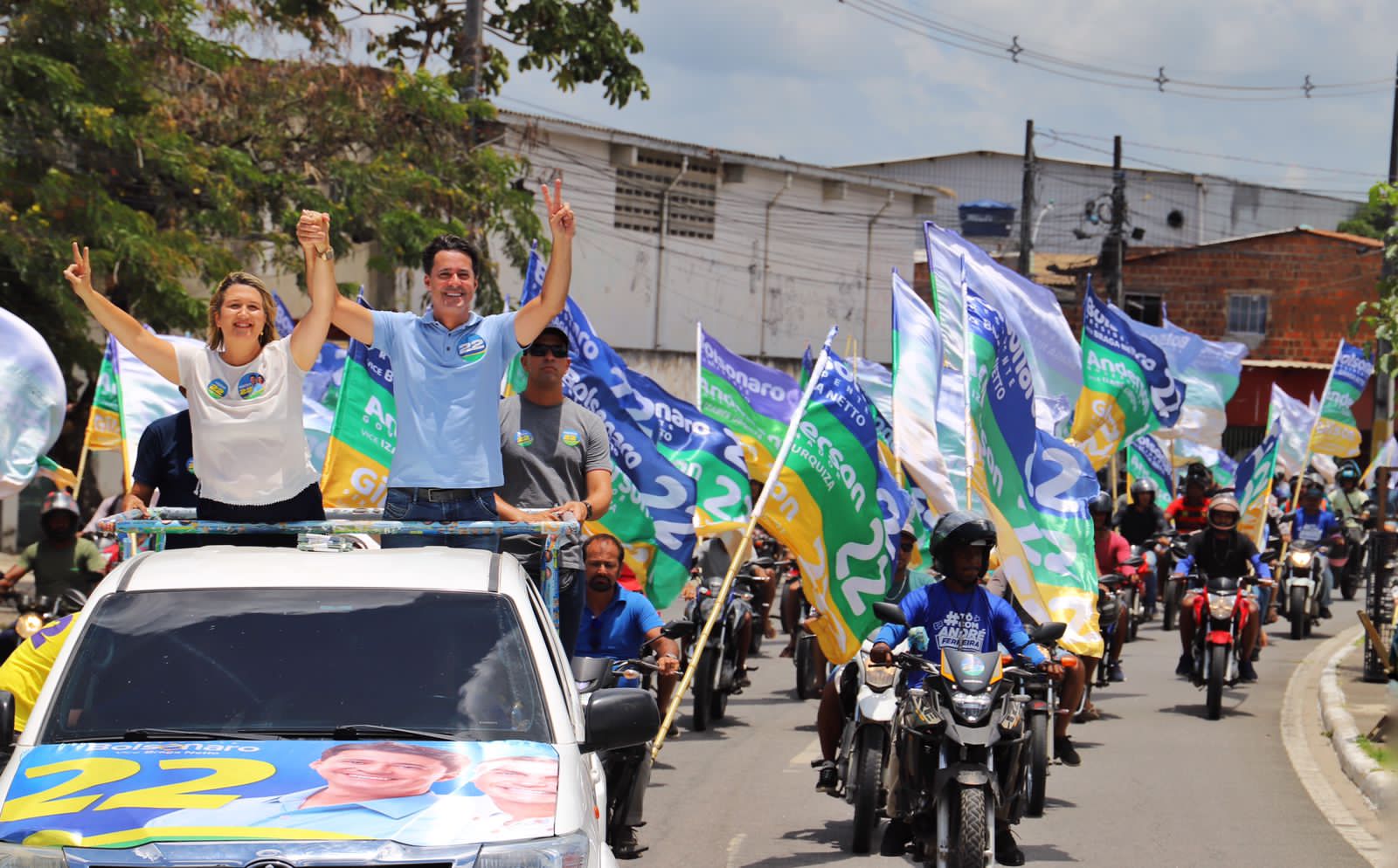 Anderson e Izabel lideram mais uma motociata no Recife