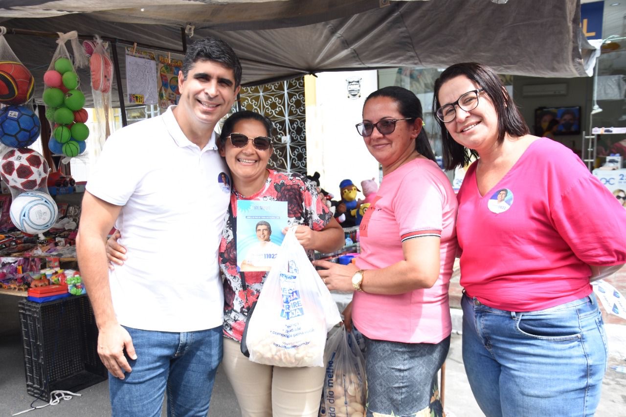 Lessa visita Cupira e reforça apoios ao projeto de reeleição