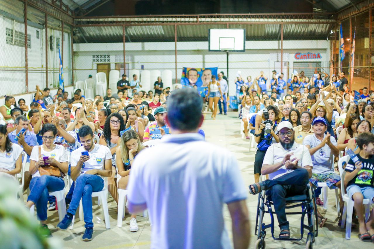 Dilson e Edson Vieira reúnem apoiadores em Camaragibe