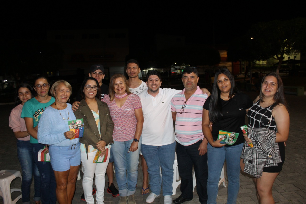 Protetores de animais de Altinho declaram apoio a Fagner