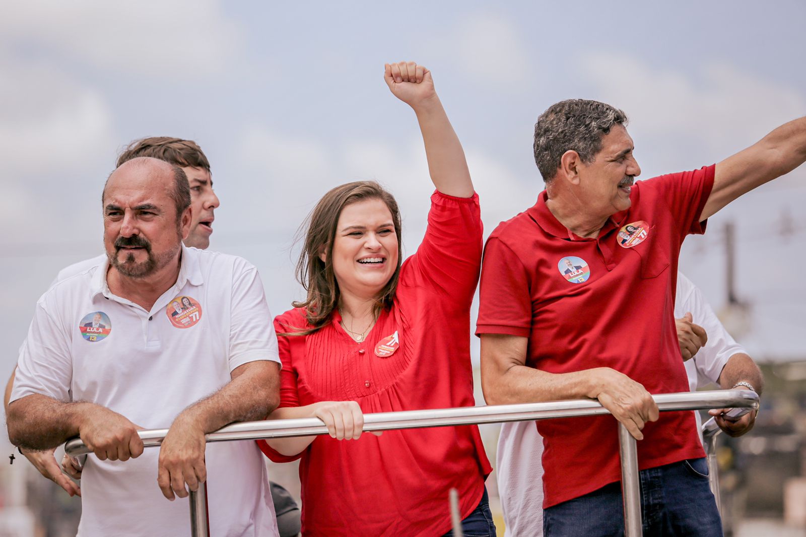 Marília participa de carreata com vereadores do Recife e João Paulo