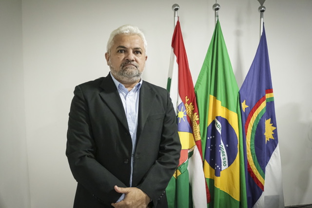Secretário de Saúde de Caruaru estreita laços com sindicatos
