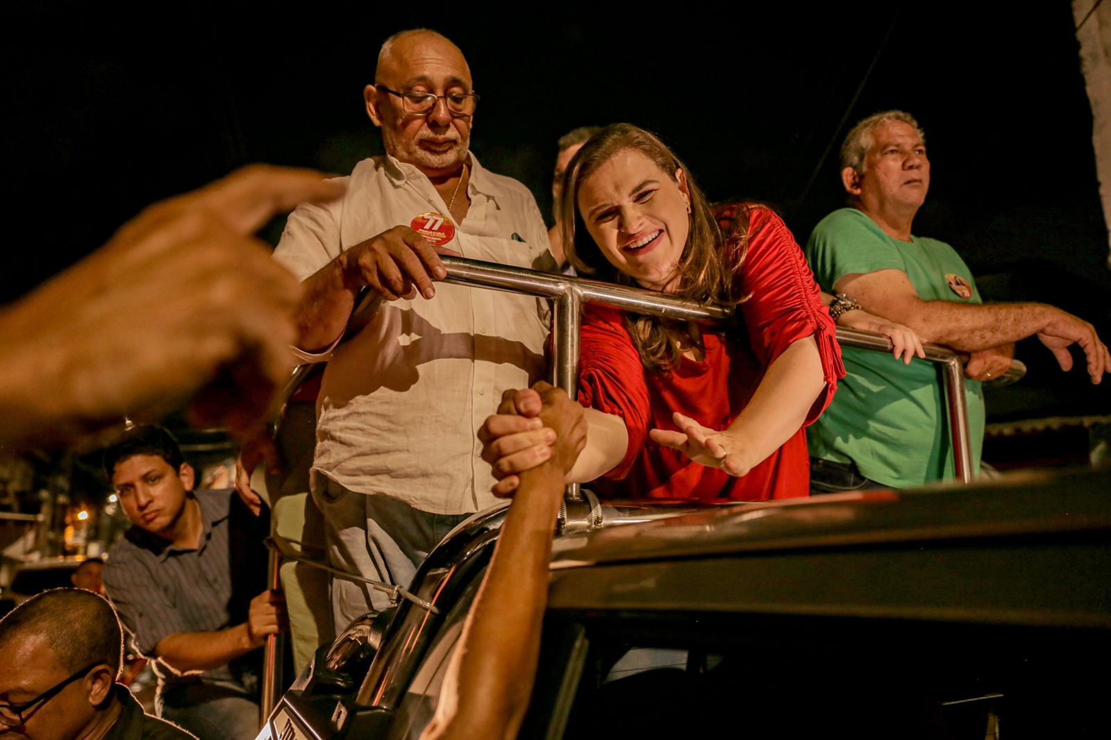 Marília Arraes participa de carreata na Zona Norte do Recife