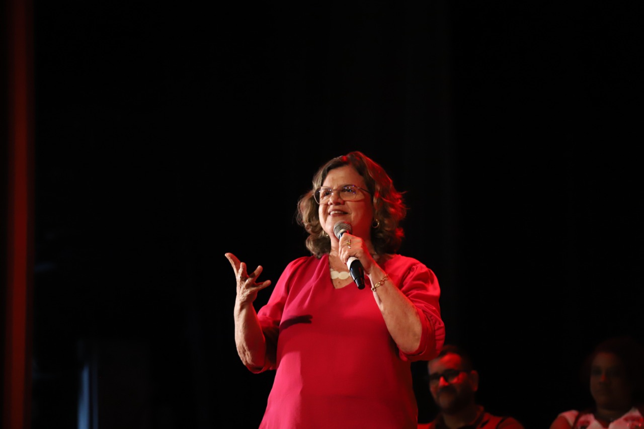 Teresa defende que PT-PE não fique neutro no 2º turno