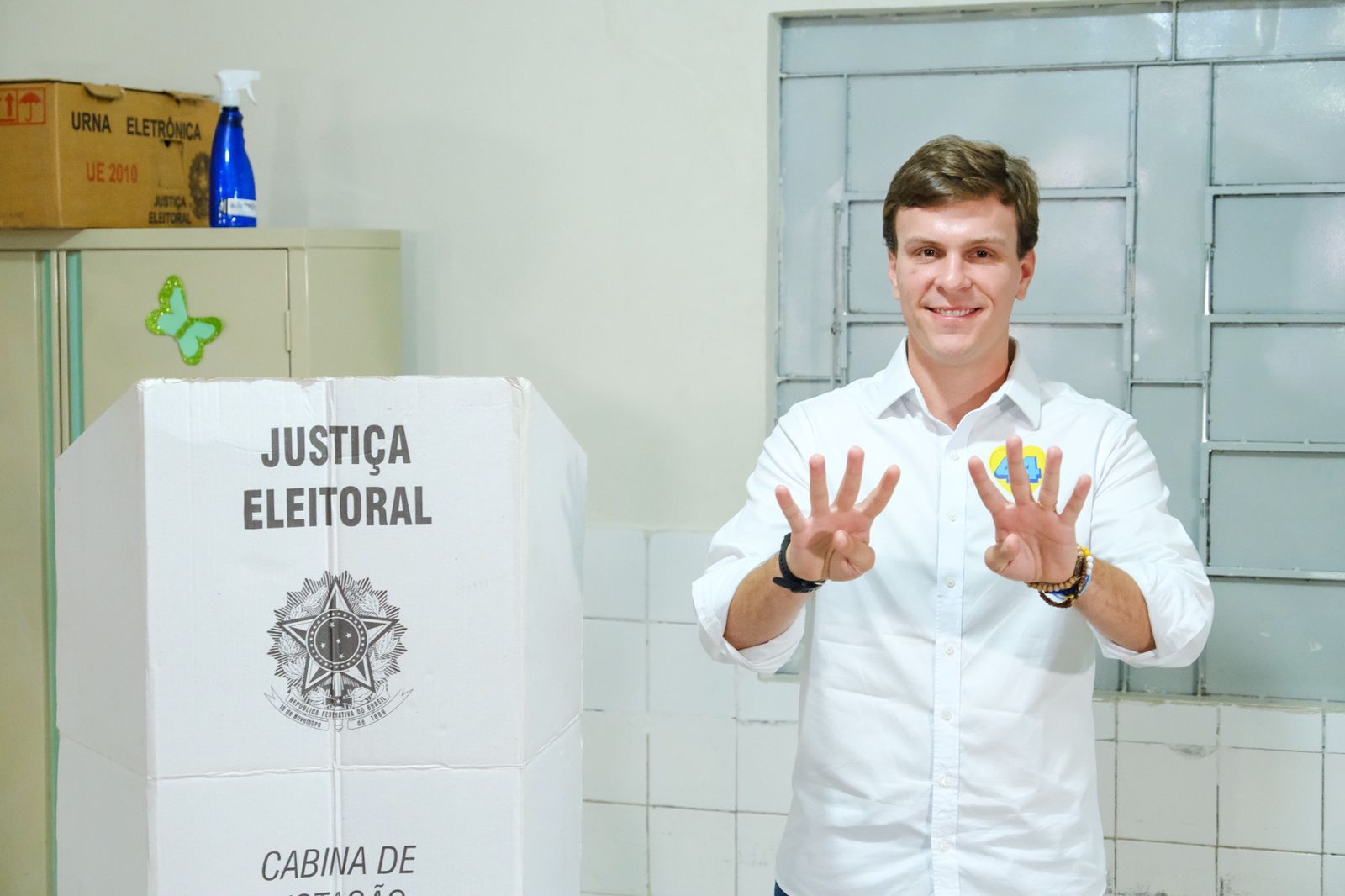 Miguel declara apoio a Raquel Lyra no 2º turno